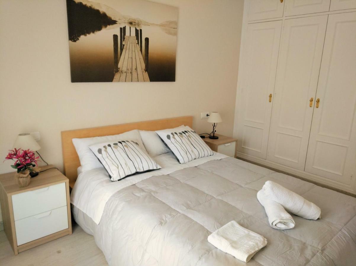 Apartamento En Centro Historico Con Garaje Propio Jerez de la Frontera Exterior foto